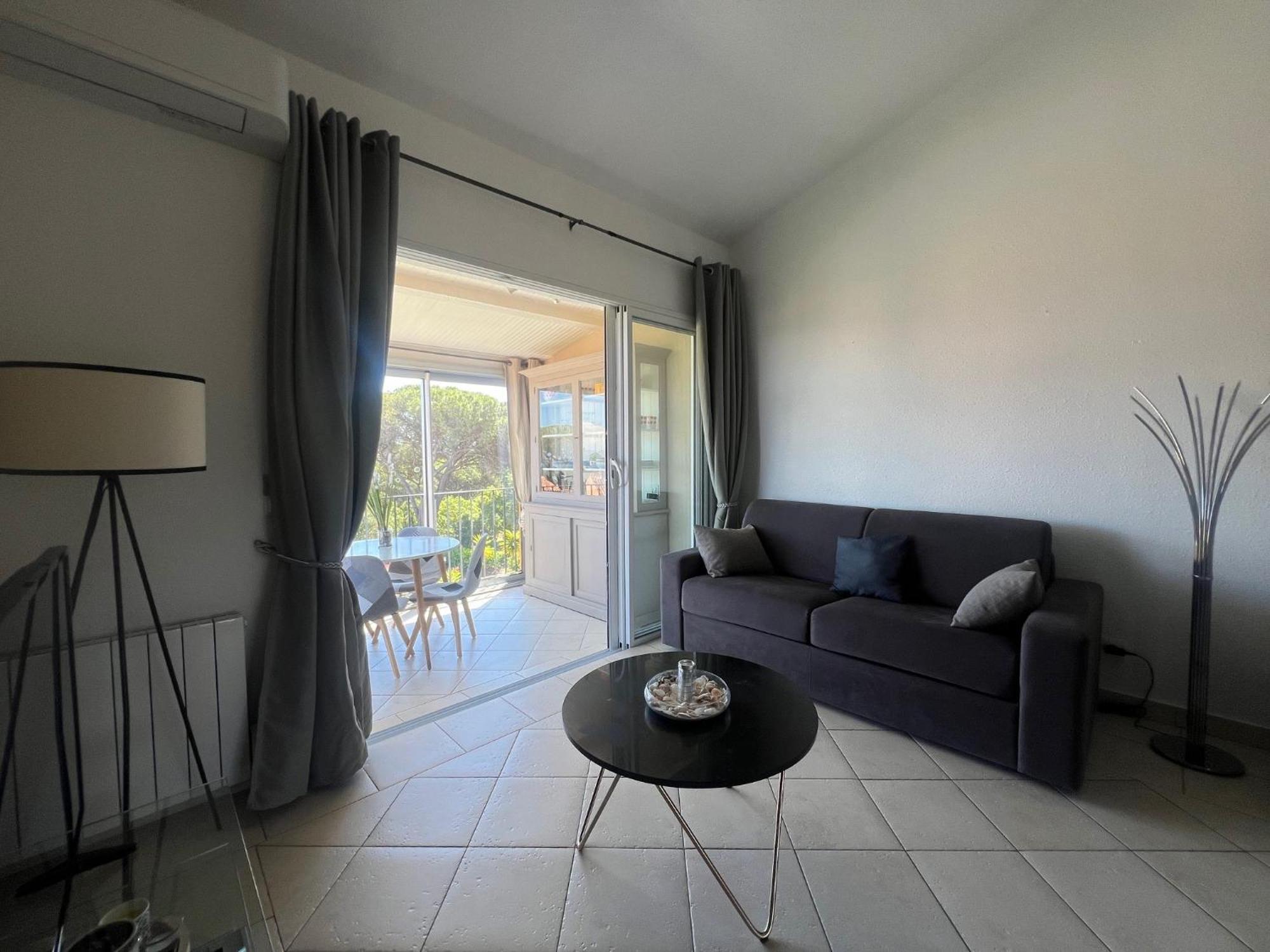 Appartement Vue Mer Golfe De Saint-Tropez Коголин Экстерьер фото